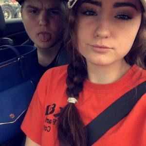 Meet your Posher, Cora